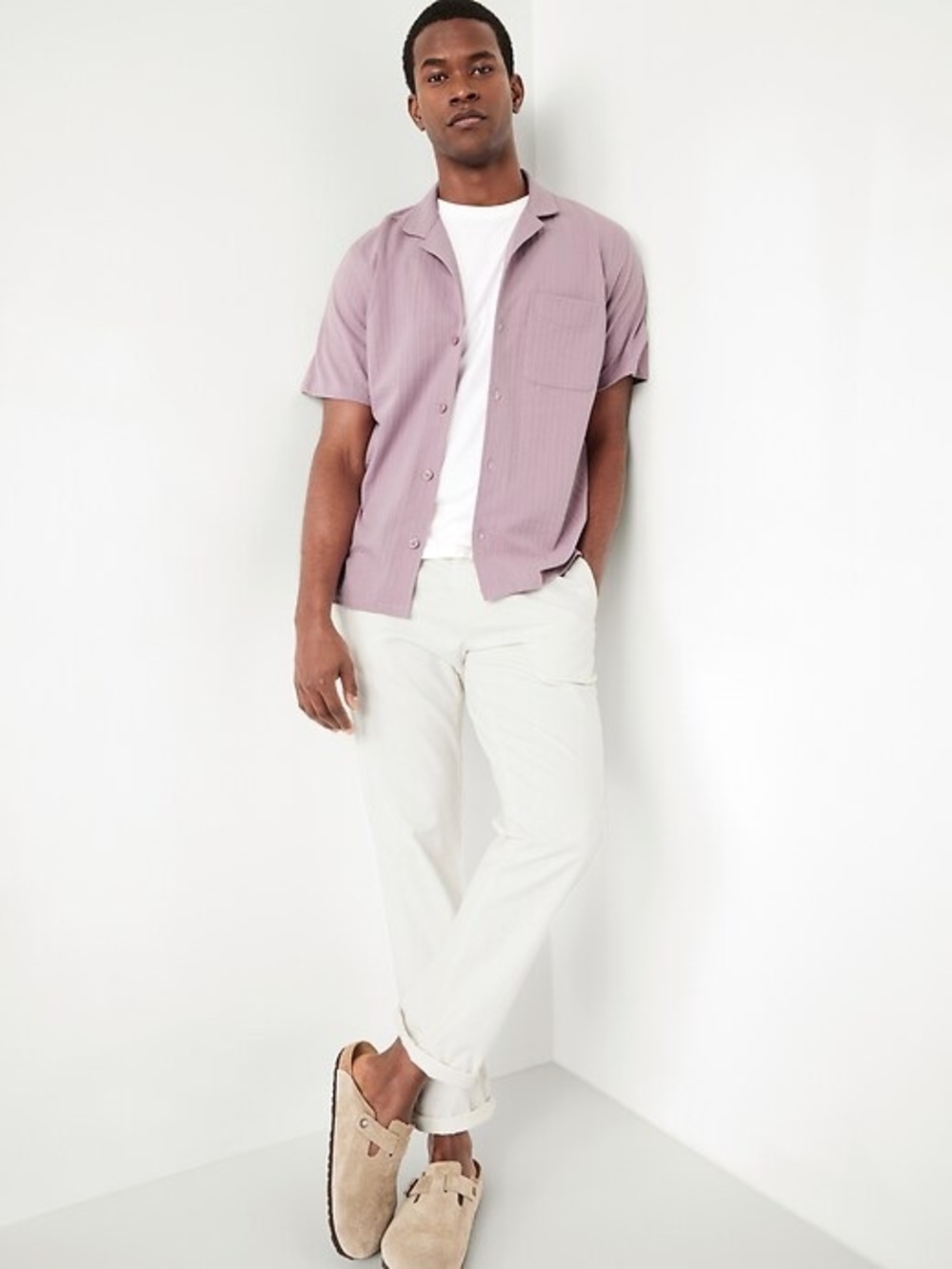 Old Navy Short-Sleeve Button-Down Shirt in Dusty Mauve